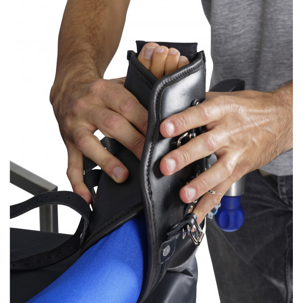 orthopaedic boots uk
